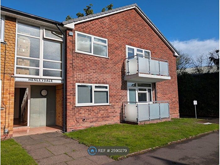 3 Bedroom Flat To Rent In Henleydale, Shirley, Solihull, B90