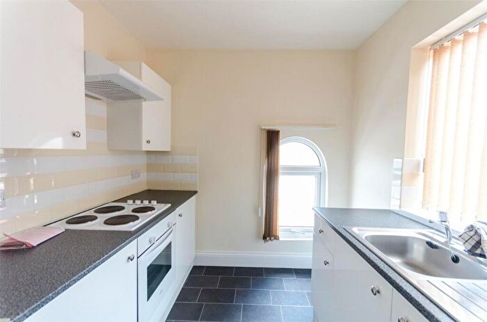 1 Bedroom Flat To Rent In Princes Avenue, Withernsea, HU19