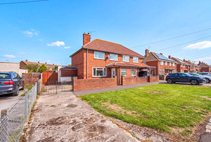 3 Bedroom Semi-Detached House For Sale In Byron Road, Weston Super Mare - Fabulous Garden, BS23