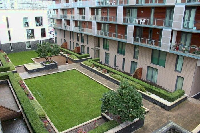 2 Bedroom Apartment To Rent In Spectrum, Block, Blackfriars Rd, M3