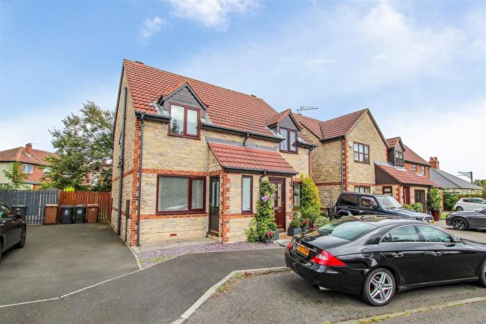 2 Bedroom Semi-Detached House To Rent In Victoria Court, West Moor, NE12