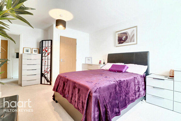 2 Bedroom Apartment For Sale In Wharf View, Campbell Park, MK9