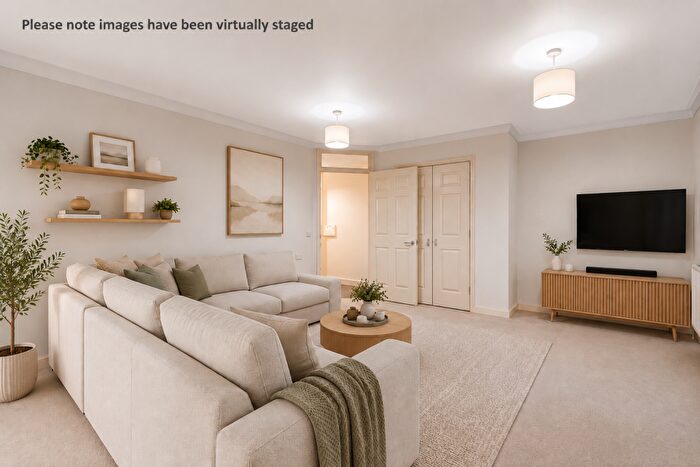 2 Bedroom Flat For Sale In Masters Street, Tower Hamlets, London, E1