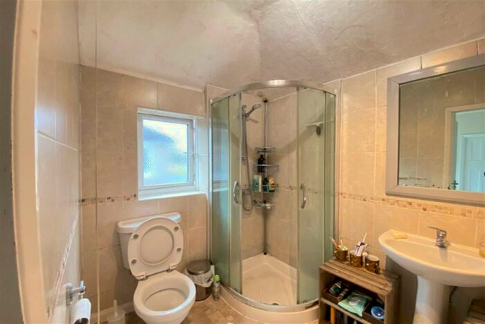 4 Bedroom Semi-Detached House To Rent In Purcell Road, Marston, Oxford, Oxfordshire, OX3