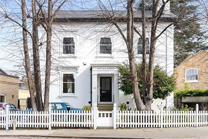 6 Bedroom Detached House To Rent In Suffolk Lodge, Park Hill, SW4