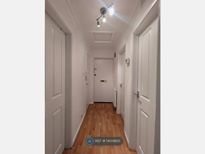 2 Bedroom Flat To Rent In Euro Court, Birmingham, B13