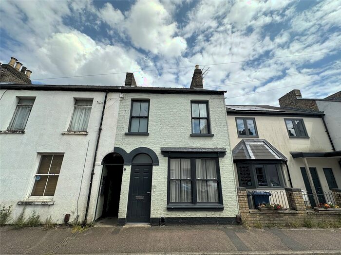 1 Bedroom Flat To Rent In Ainsworth Street, Cambridge, Cambridgeshire, CB1