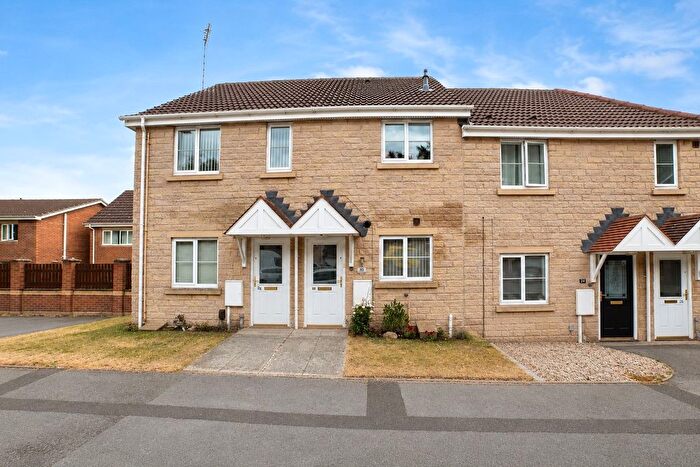 2 Bedroom Flat For Sale In Millrise Road, Mansfield, Nottinghamshire, NG18