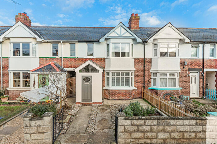 2 Bedroom Terraced House For Sale In Campbell Road, Florence Park, OX4