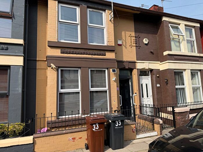 2 Bedroom Terraced House For Sale In Rufford Road, Bootle, L20