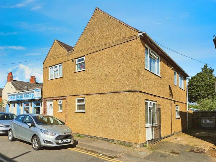 2 Bedroom Flat To Rent In Mill Road, Kettering, Northamptonshire, NN16