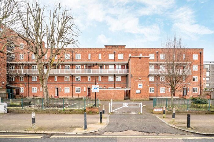1 Bedroom Flat For Sale In Buxton Street, London, E1