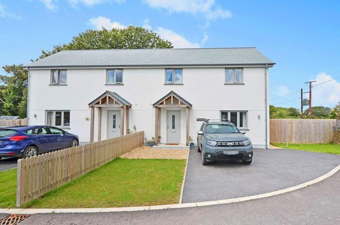 3 Bedroom Property For Sale In Engelly Road, Goonhavern, Truro, TR4