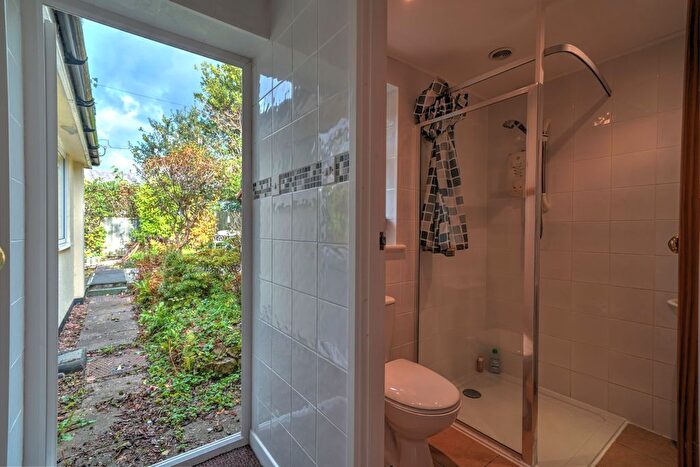 2 Bedroom Bungalow To Rent In Glen Devon, Deane Close, Knowle, Braunton, EX33