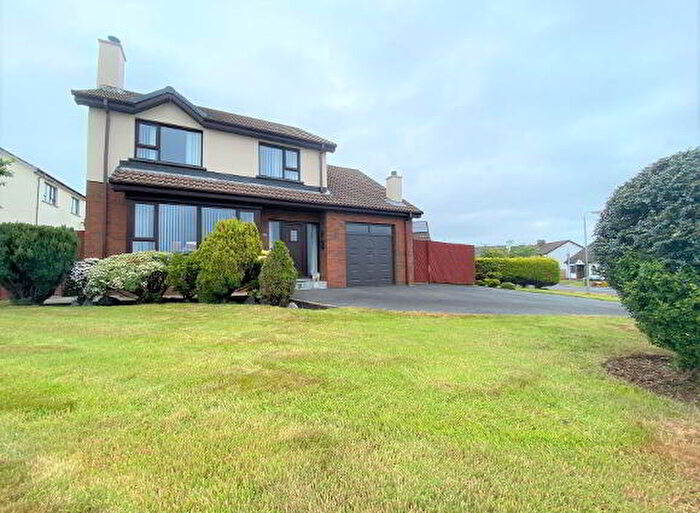 4 Bedroom Detached House For Sale In Plantation Avenue, Carrickfergus, BT38
