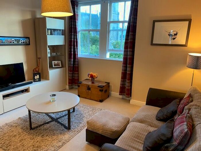 2 Bedroom Flat To Rent In Crimon Place, City Centre, Aberdeen, AB10
