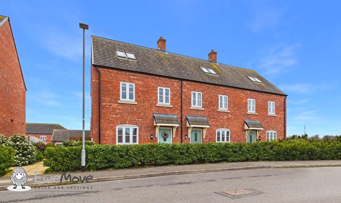 3 Bedroom Town House For Sale In Bluebell Way, Tutbury, Burton-On-Trent, Staffordshire, DE13