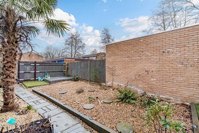 3 Bedroom End Terrace House For Sale In Colt Stead, New Ash Green, DA3