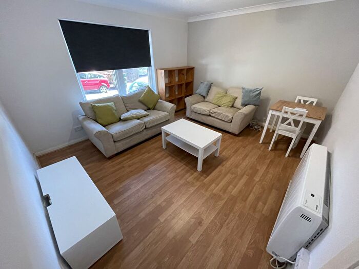 1 Bedroom Flat To Rent In Rosebery Street, Dundee, DD2