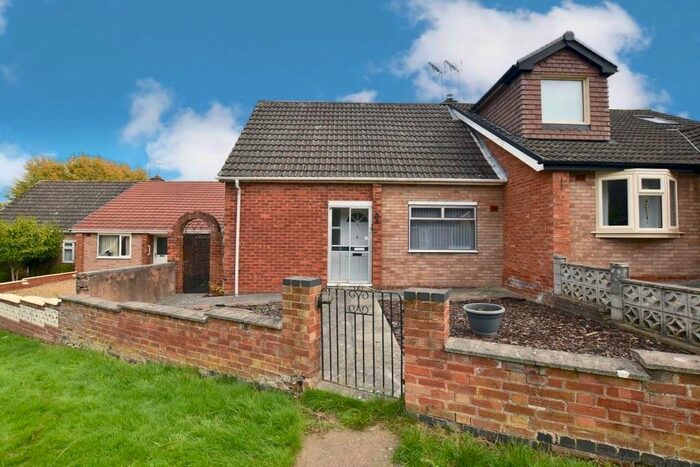 2 Bedroom Bungalow To Rent In Bradfield Close, Coventry, CV5