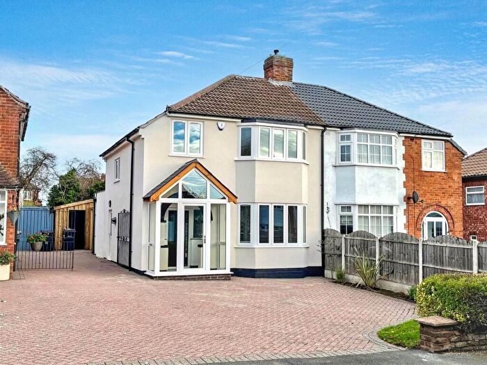 3 Bedroom Semi Detached House For Sale In Springfield Crescent, Sutton Coldfield, B76