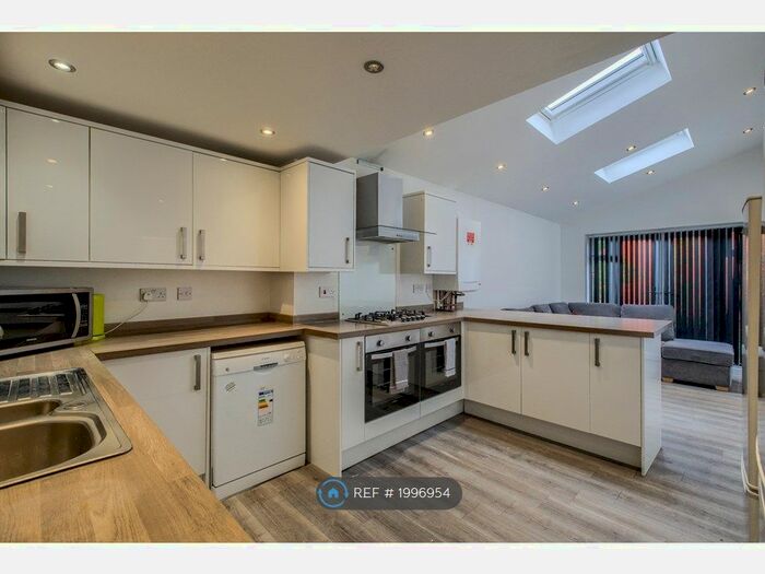 5 Bedroom Terraced House To Rent In Terry Road, Coventry, CV1