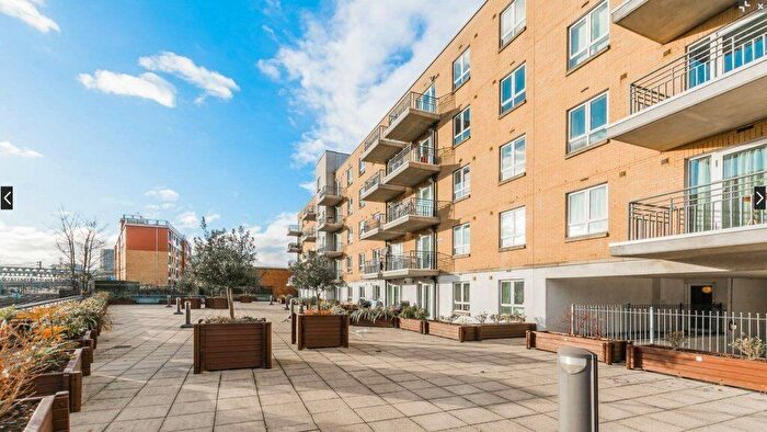 1 Bedroom Flat For Sale In Granite Apartments, Windmill Lane, Stratford, E15