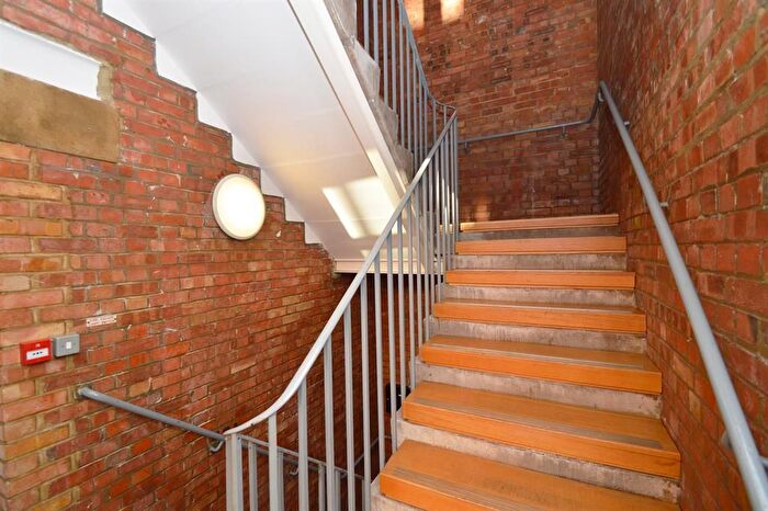 1 Bedroom Flat For Sale In Minerva Street, London, E2
