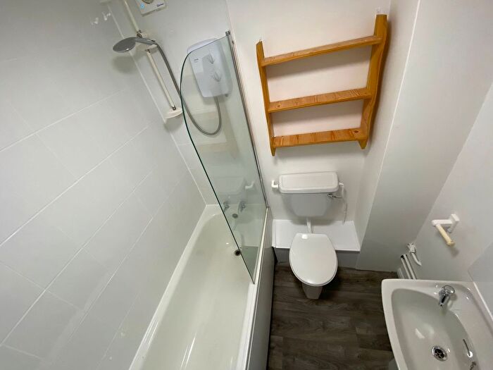 1 Bedroom Studio To Rent In Dalton Street, Deana Court Dalton Street, ME7