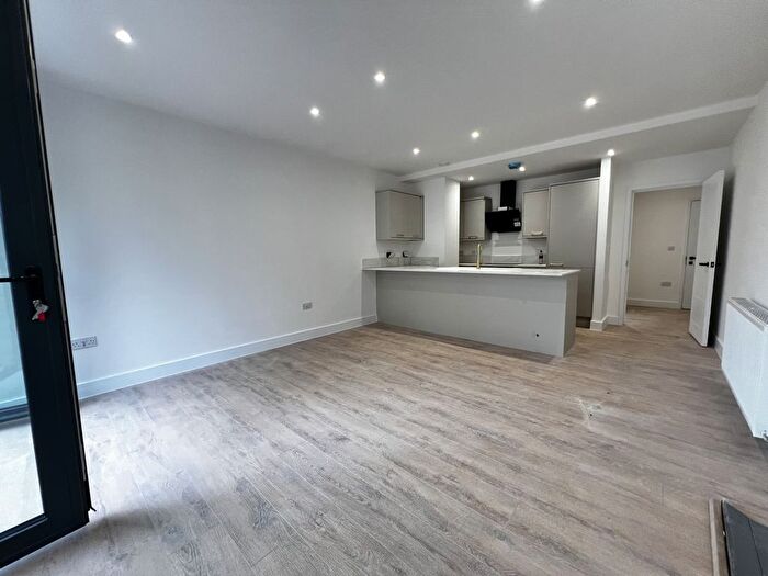 2 Bedroom Flat To Rent In St George's Place, Canterbury, CT1