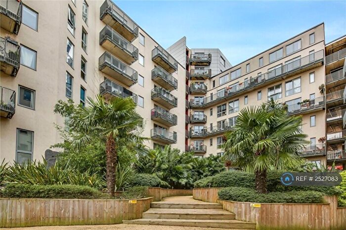 2 Bedroom Flat To Rent In Wick Lane, London, E3