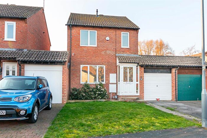 3 Bedroom Link Detached House For Sale In Buckingham Drive | Stoke Gifford, BS34