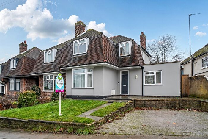 4 Bedroom Semi Detached House For Sale In Marvels Lane, Grove Park, SE12