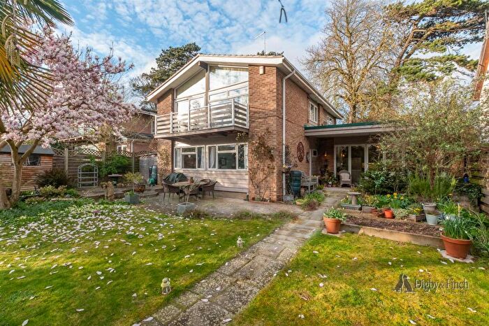 5 Bedroom House For Sale In Fox Dale, Stamford, PE9