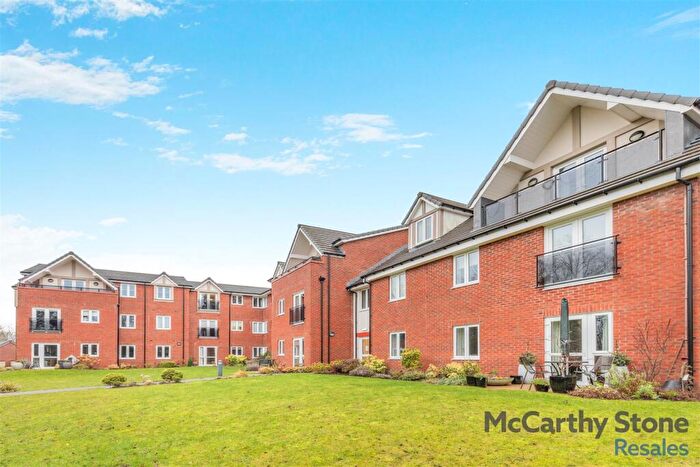 2 Bedroom Apartment For Sale In The Oaks, Cedar Avenue, Alsager, Stoke-on-Trent, Staffordshire, ST7
