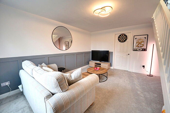 2 Bedroom End Of Terrace House For Sale In Kipling Court, Swalwell, NE16