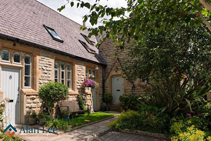 2 Bedroom Terraced House For Sale In Lowther Street, Bollington, SK10