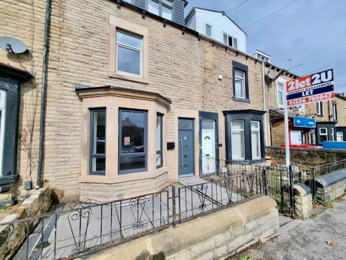4 Bedroom Property To Rent In Park Road, Barnsley, S70