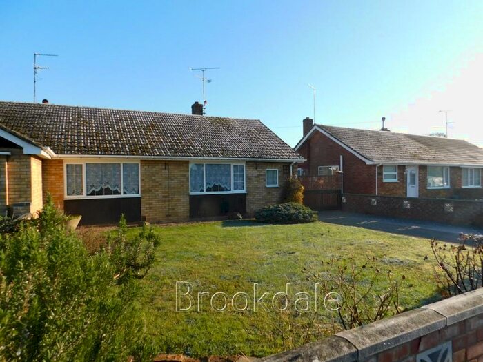 3 Bedroom Semi-Detached House To Rent In Bristol Avenue, Peterborough, Cambridgeshire, PE4