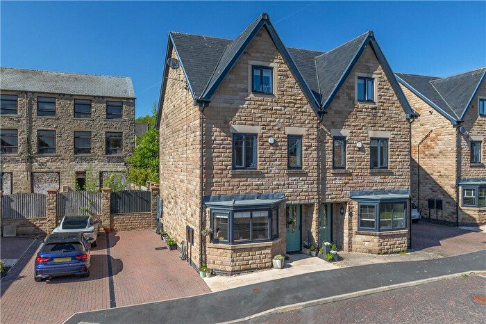 3 Bedroom Semi-Detached House For Sale In Beckside, Salterforth, Barnoldswick, Lancashire, BB18
