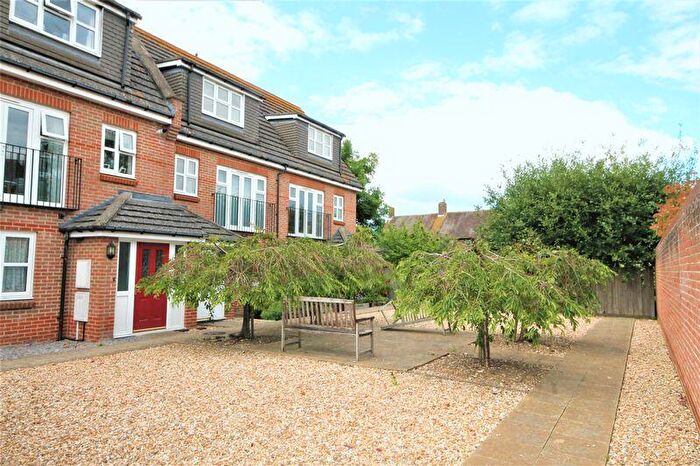 2 Bedroom Apartment To Rent In Guildford Close, Southbourne., PO10