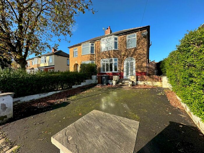 3 Bedroom Semi-Detached House To Rent In Whalley Old Road, Blackburn, BB1