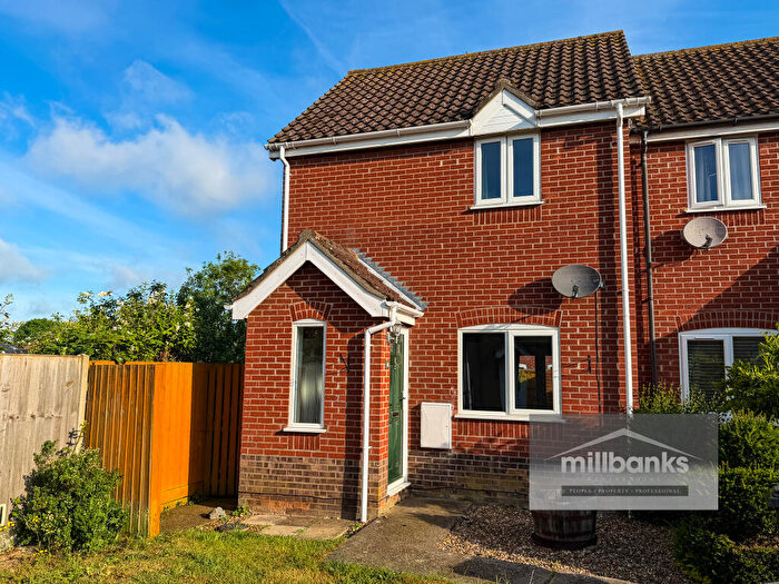 2 Bedroom End Of Terrace House For Sale In Yew Tree Road, Attleborough, Norfolk, NR17