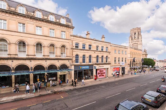 1 Bedroom Flat To Rent In Queens Road, Clifton, BS8