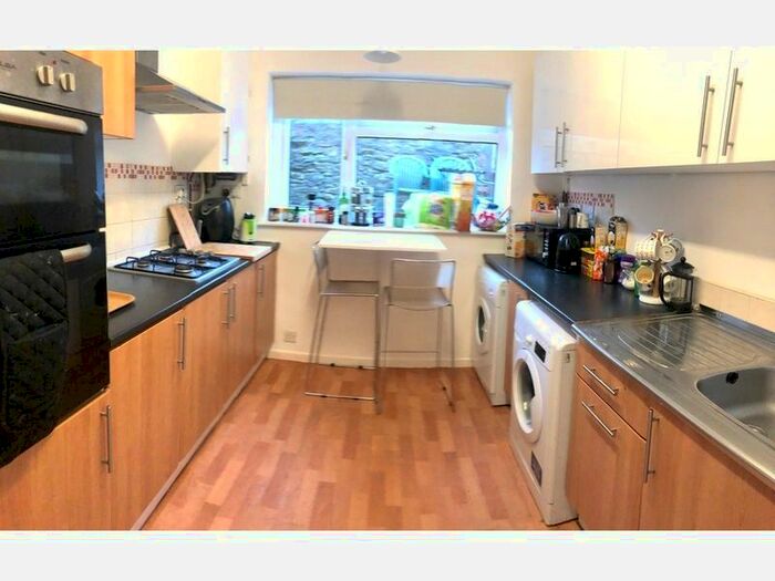 4 Bedroom Terraced House To Rent In Tewkesbury Street, CF24