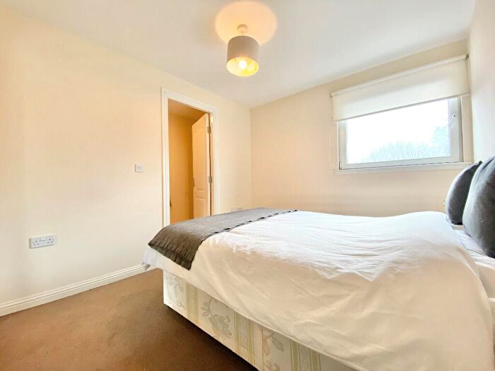 2 Bedroom Flat To Rent In Curle Street, Scotstoun, Glasgow, G14