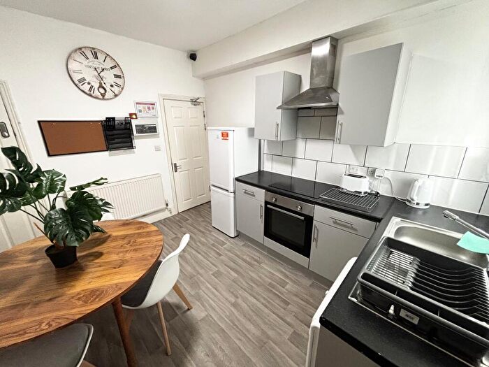 1 Bedroom Apartment To Rent In Vickers Road, Sheffield, S5
