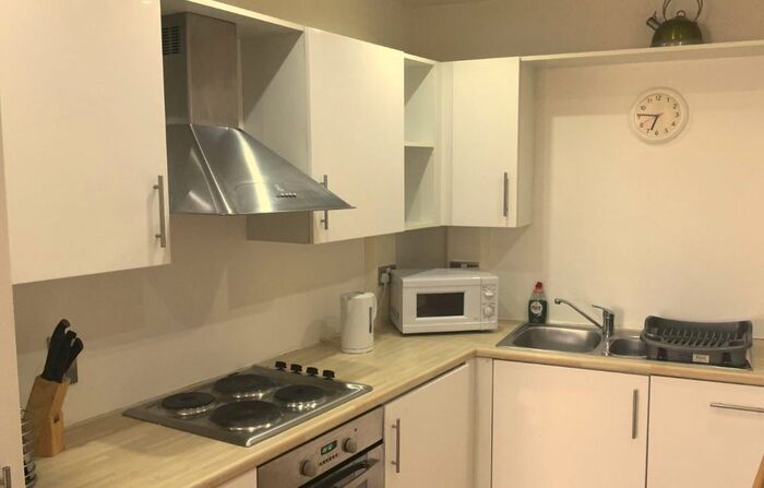 1 Bedroom Studio To Rent In Castle Street, Swansea, SA1