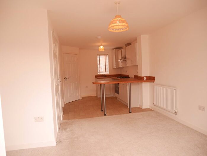 2 Bedroom End Of Terrace House To Rent In Wigeon Road, Bridgwater, TA6