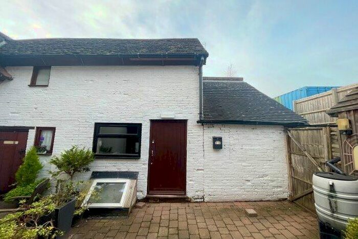 Studio To Rent In Upper St. John Street, Lichfield, WS14